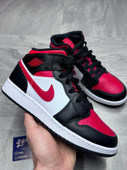 Jordan 1 Mid Fire Red UK5