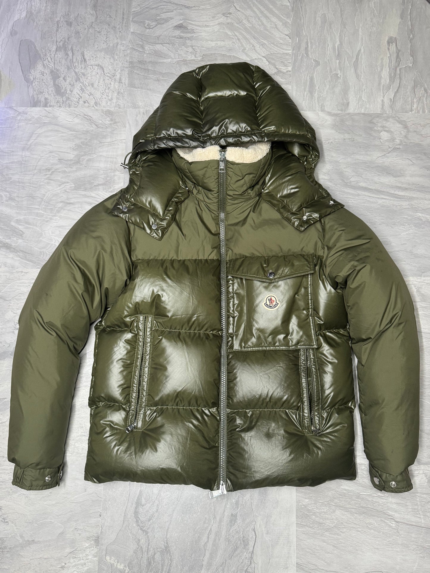 Moncler Bayuda Down Jacket Small/Medium