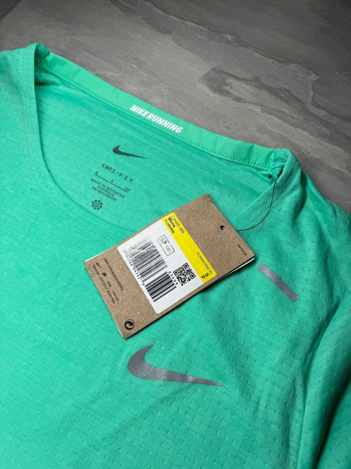 Nike Miler Tee Size Small