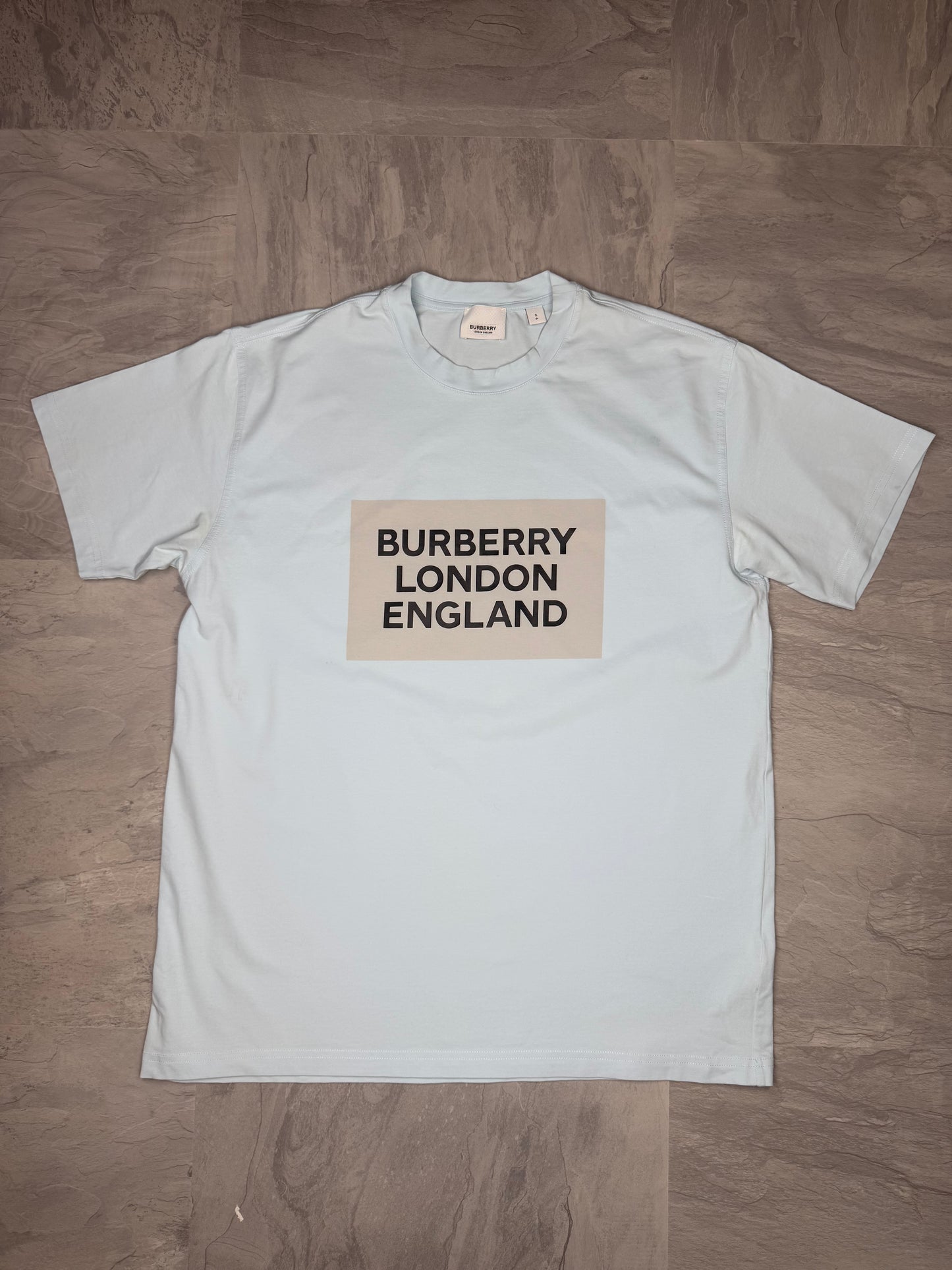 Burberry T-Shirt Small