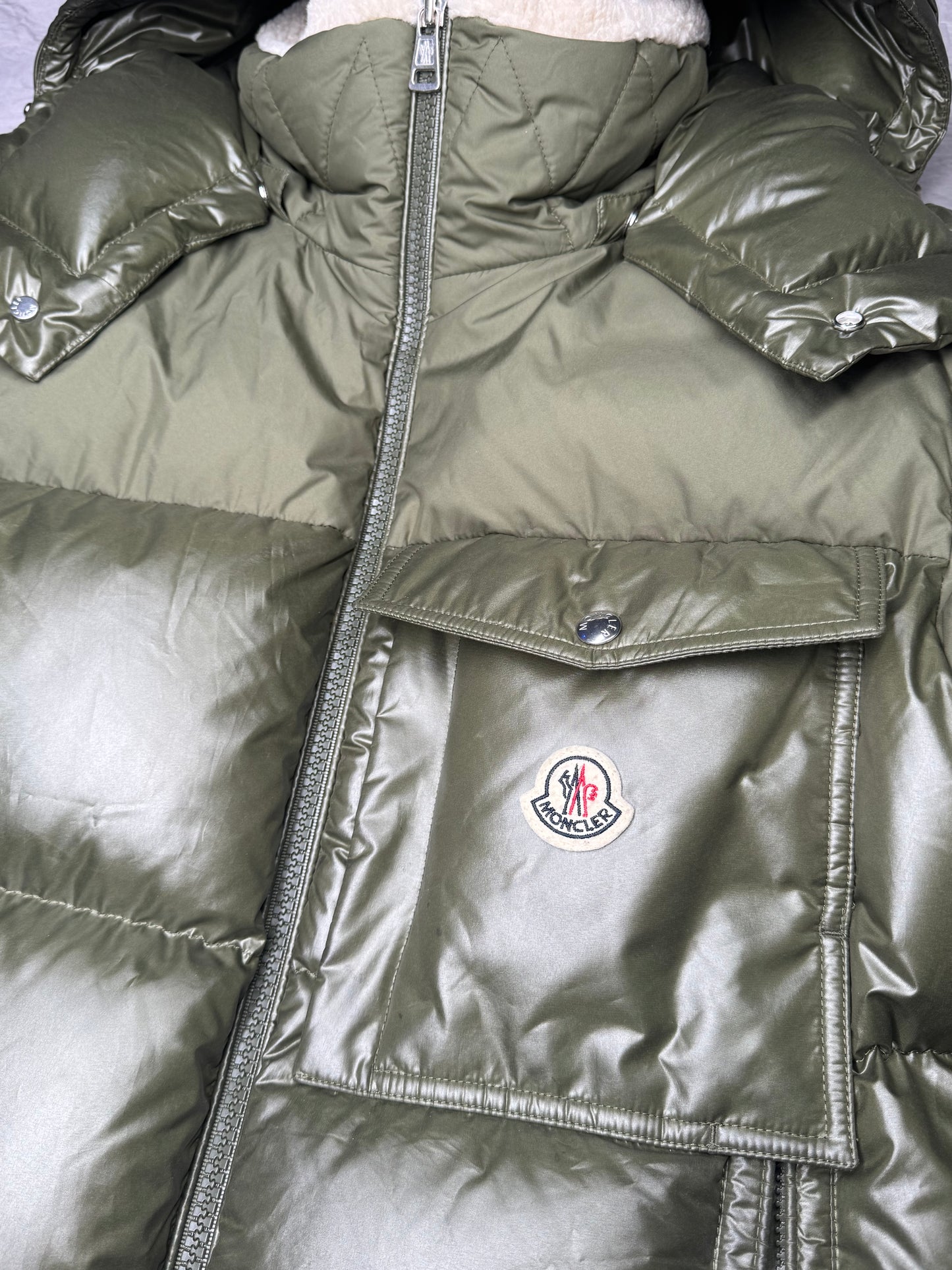 Moncler Bayuda Down Jacket Small/Medium