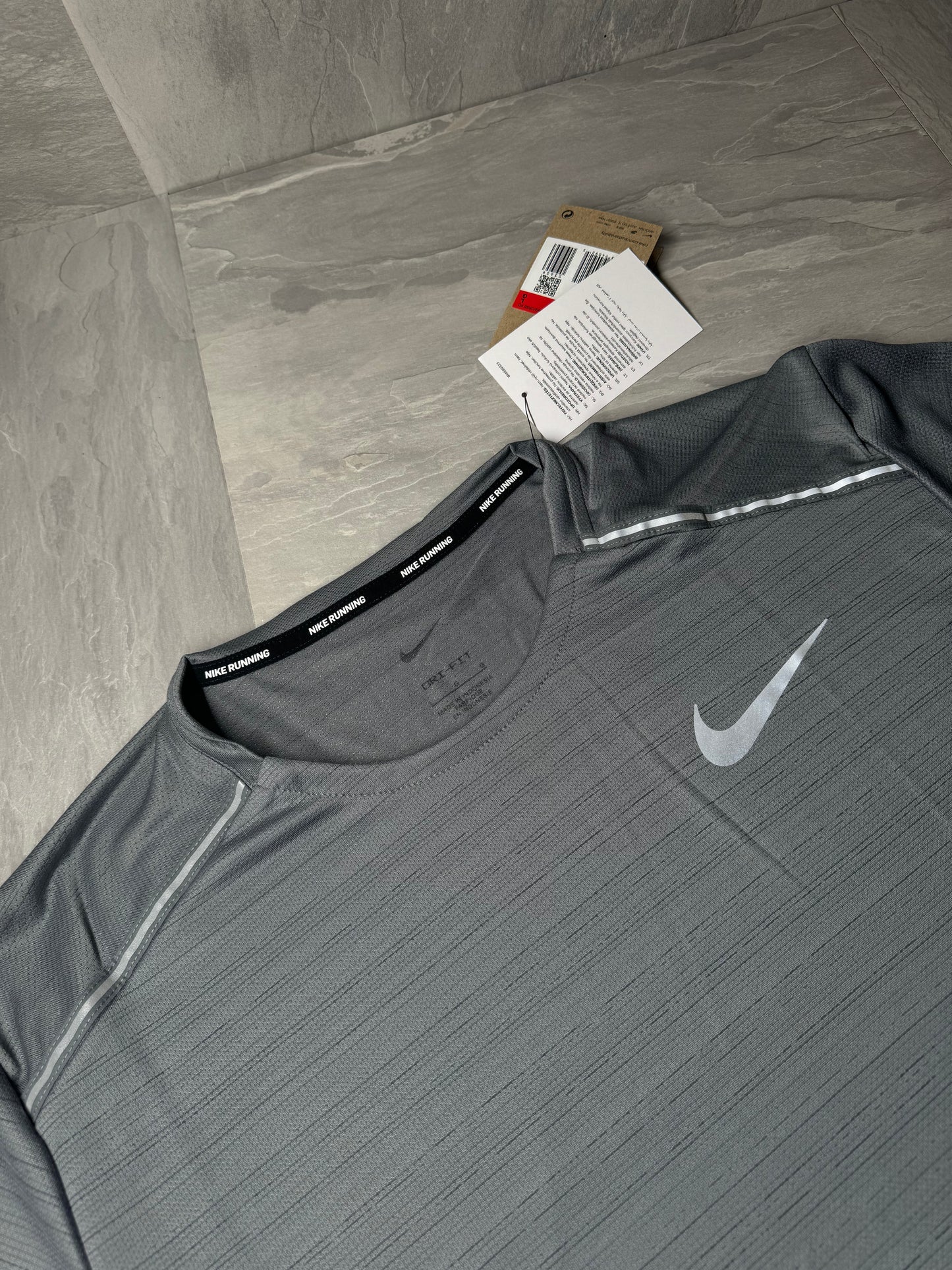 Nike Miler Tee